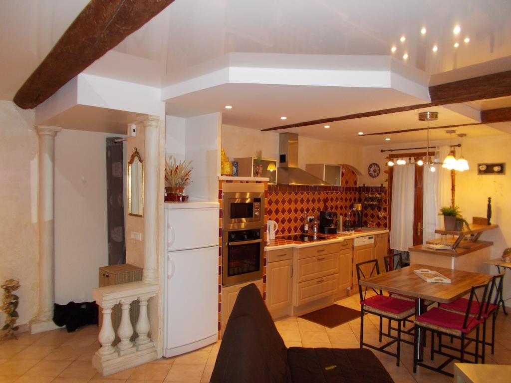 Le Campanin Apartment Menton Room photo